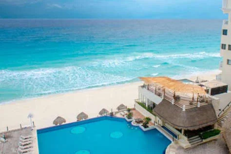 Cancun beachfront hotel